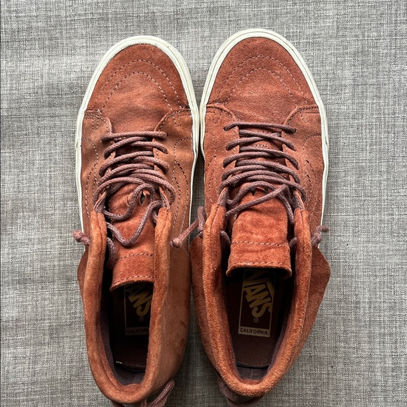 Van's Leather Chukka Style Skate Shoes M8.5 W10 - Picture 2 of 9